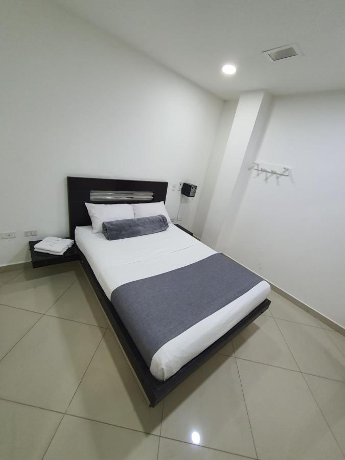 Hotel Laureles Park Medellín Esterno foto